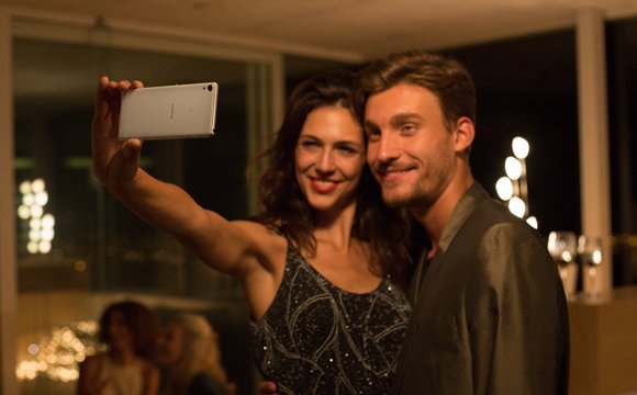 xperia-xa-make-your-nights-shine-desktop-tablet-mobile-ad70db7a02deedce0a86662f345746f1